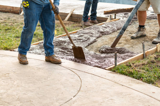 Best Concrete Pool Decks in Fort Mckinley, OH