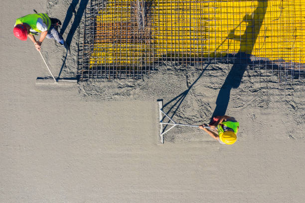 Best Concrete Pool Decks in Fort Mckinley, OH